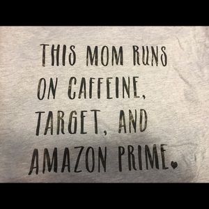 This mom runs on graphic tee